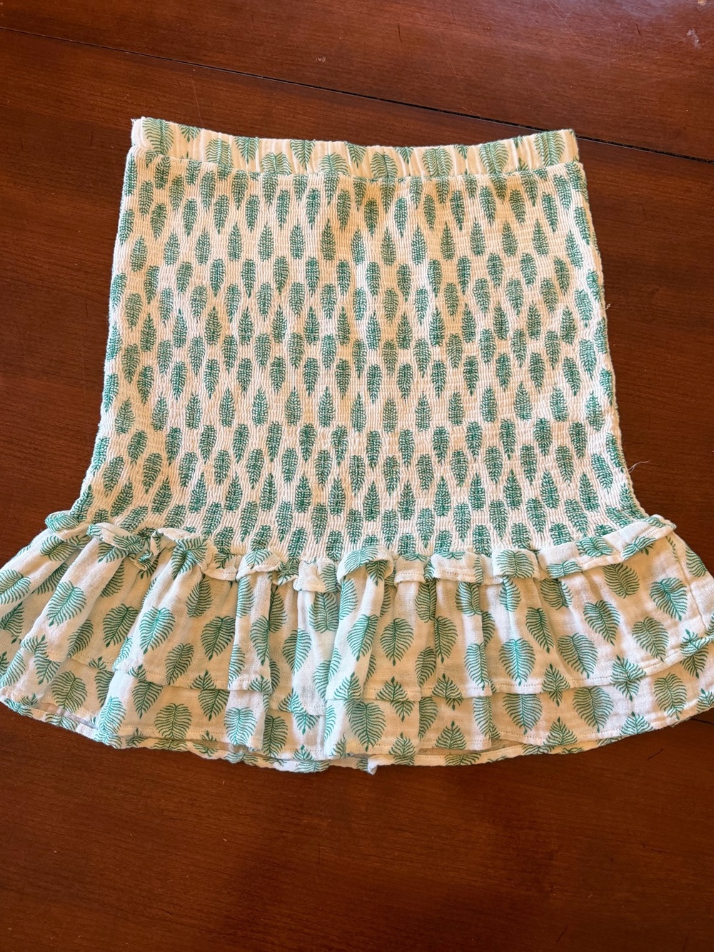 Sundays Smocked Ruffle Mini Skirt White & Green Leaf Print Size 2